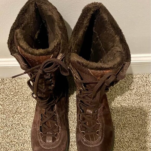 Helly Hansen Tall Quilted Winter Boots - Size 7 - Picture 3 of 5